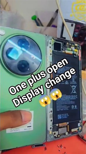 oneplus fold display change 😱 #youtubeshorts #viralvideo #oneplusfold #techshorts