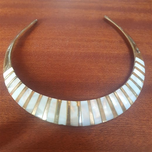Stunning Vintage Torque Necklace in Mother-of-pearl and Brass, VTG Elegant Ancient Mother of Pearl and Brass Stiff Necklace - Etsy