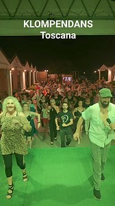 219K views · 5.7K reactions | KLOMPENDANS @follower @fan più attivi Maurizio Serafini profilo pubblico Maurizio Serafini Maurizio Serafini Social DANCE Lara Area #ballidigruppo #socialdance #maurizioserafinisocialdance #socialdancetv #ballareperdivertirsi #divertimento #maurizioserafini #animazione #klompendans | Maurizio Serafini Social DANCE | Facebook