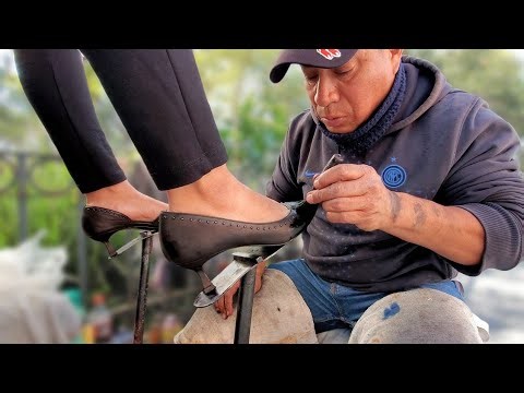 BACK TO BLACK HEELS Street Shoe Shine by Francisco in Mexico City 🇲🇽 ASMR SOUNDS