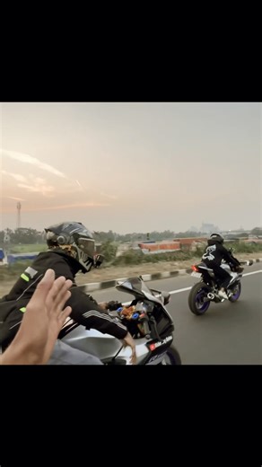 Biker loyalty 🥹 bike se pyar karne wale hi Samjh sakte #sk anis yt #viralvideo #trend