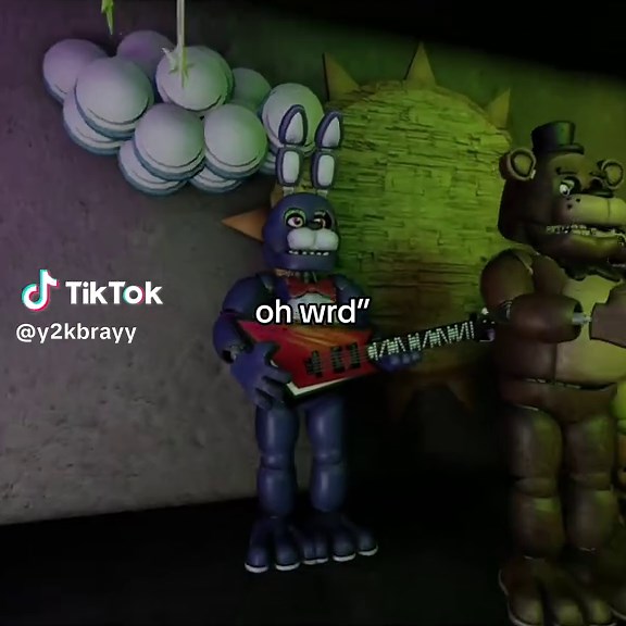 Funny Guitar Moment: Why Is He Acting Weird?