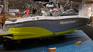 2017 Mastercraft XT20 Ski and Wakeboard Boat Review - BoatDealers.ca