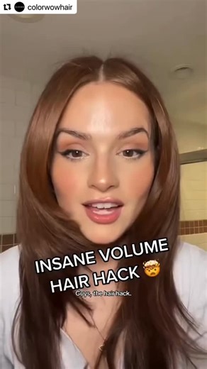 Angelopouloshair.gr on Instagram: "✨ Color Wow Xtra Large Bombshell Volumizer👉🏻 Μοναδική τεχνολογία για όγκο χωρίς να ξηραίνει, χωρίς αλκοόλ ή άλατα. 💕 Πυκνώνει αμέσως τα μαλλιά και διαρκεί για μέρες! 🔗 Link in bio 🛍️ . . . #angelopouloshair #colorwow #volumehair #hairgoals"