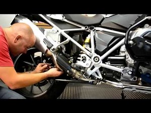 2014 BMW R1200GS - Fitting an Arrow end-can
