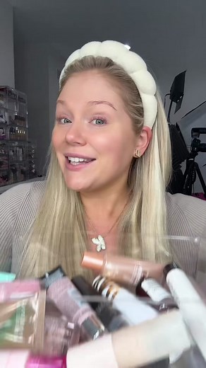 Full face of random makeup inspired by @Kim Lloyd #fyp #makeup #beauty #beautytok #makeuptutorial #grwm #fullfaceofrandommakeup #getreadywithme