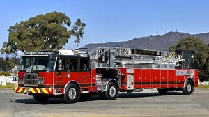 27K views · 942 reactions | The E-ONE Super Tiller is strong and maneuverable, featuring a HP 100 extruded aluminum ladder with 500 lb tip load, a Cyclone cab with 140" wheelbase chassis and storage for 183' of ground ladders! Learn more in this video! #EONEstrong #firetrucks #SuperTiller #SanBrunoCA | E-ONE Fire Trucks (Official Site) | Facebook