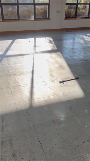 🙌🏻 Carpet Tiles are easy when you know how 😁 #howto #diy #teirnanmccorkell #flooring #tips #flooringinstaller #stockport #manchester #reel #fyp | Solutions made easy