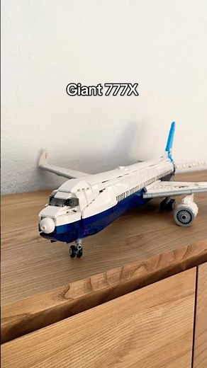 Mini VS Giant Lego 777X