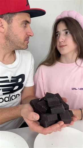 How to divide chocolate 🍫🍭❤️🍩🍦🥰😂😘🩷🤍