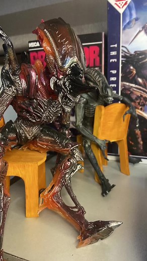 Cuando no tienes nada de que hacer pero tienes buena imaginación 😂 #predator #depredador #meme #humor #animation #stopmotion #animacion #geek #coleccionista #horadeaventura #adventuretime #finn #comedia #comedy #movie #peliculas #toy #juguetes #capcut #alien #alienvspredator #jake #imagination #unboxing #20k