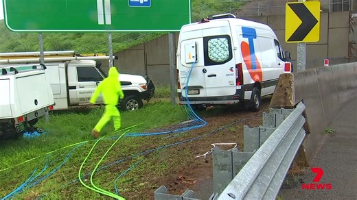 Townsville's mayor has slammed people accused of stealing copper wiring as the 'lowest of the low'. Residents were left without access to vital communication as the cyclone tracked towards the coast. | 7NEWS Townsville