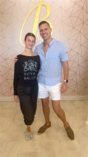 pointe shoe fitting!🩰 #ballet #dancerlife #ballerina #balletdancer #ootdguide #pointeshoes #shorts