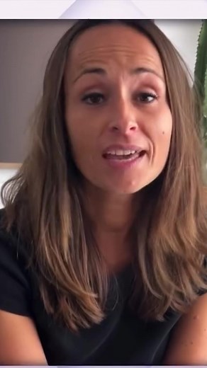 Alizée dans C à vous — Invitée hier sur France tv, elle partage avec douceur et spontanéité ses souvenirs et ses projets pour célébrer ses 25 ans de carrière 💫 Merci à Ske Leton pour la vidéo originale qui a permis de réaliser ce montage 🎥🙏 #Alizée #25ansDéjà #France5 | Le Nid d'Alizée