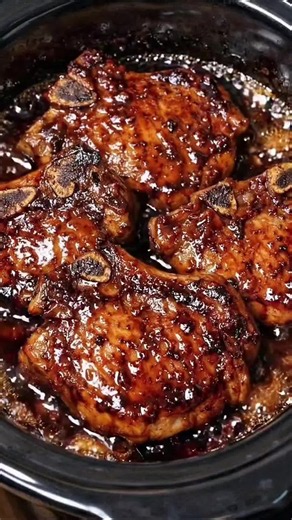 Slow Cooker Honey Garlic Pork Chops Recipe