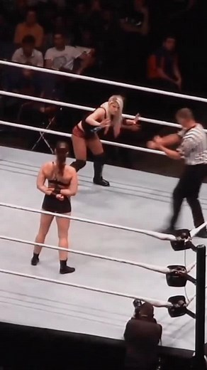 Ronda Rousey vs Alexa Bliss: WWE Showdown