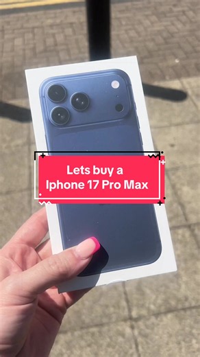 What a fabulous service!! @Currys So polite, helpful and most of all quick and easy. New IPhone 17 pro max secured 🚀👏 #currys #iphone17promax #iphone #tradein #smartphone