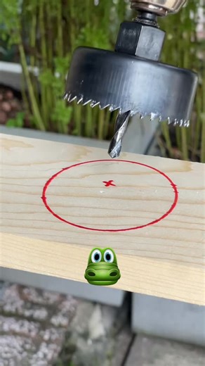Electronics Projects on Instagram: "“Remember this tip for using a hole saw accurately 🔧✨ #DIY #Woodworking #Tools #LifeHacks” Want a shorter or more viral-style version?"