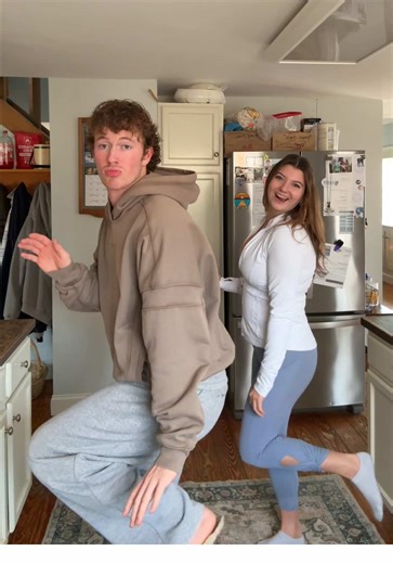 Bouncy w it #fyp @irisbonoan | bounce on that dance