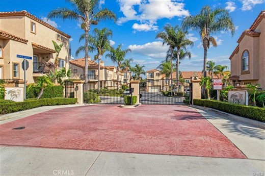 18871 Kithira Cir, Huntington Beach, CA 92648 - MLS OC25281503 - Coldwell Banker