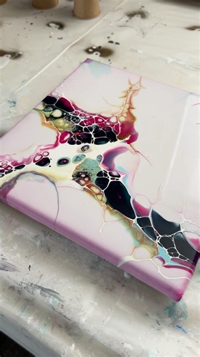 Pearl Swipe! Feminine or edgy, what’s your take?