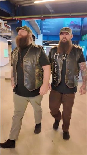 Esta noche, los War Raiders llegan con todo y listos para arrasar. 🔥