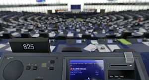 DW: EU plans new border controls in bid to stem migration crisis