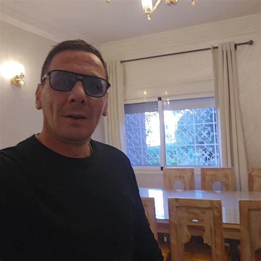 Stefan Giordano Les Tailleurs de L'Immobilier: Majorelle Gueliz 87m2 rdc eleve 3 ch 1 300 000 dhrs loc avec sous loc aut 10 000 dhrs Lave vaisselle machine a laver micro onde Vendu meuble 100 000 dhrs plus