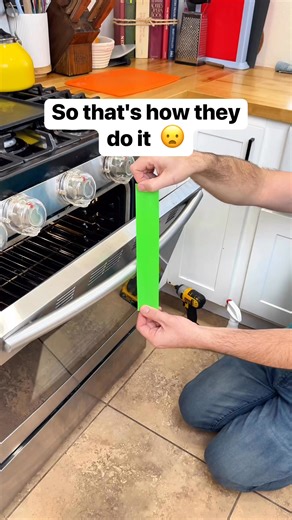 How to finally clean in between oven glass #oven #stove #kitchenappliances #deepcleaning always refer to your appliance’s manual for proper cleaning on your unique model | Liz & Jeff