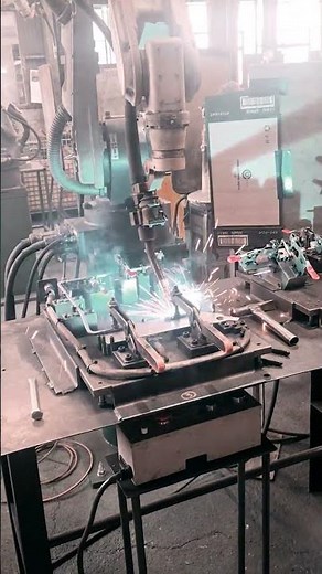 組立紹介 光注意 治具 ワイヤと板材 ロボット 製品保管状態 医療器具や建設機器、各種パイプ加工の石川工業 群馬県 太田市 1本から対応可能な会社です。＃ステンレス＃手摺＃パイプ曲げ＃茨城県＃北茨城市