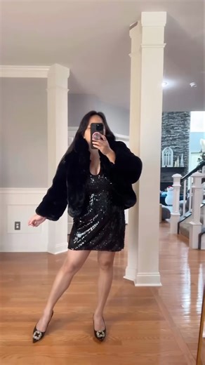 Ann on Instagram: "From cozy moments to elegant nights, celebrate every side of you this season with Ashro. @shopashro Ashro is fashion brand for women who believe in feeling and looking good for all life’s meaningful events. Ashro offers head-to-toe fashions that are unique, sophisticated and complement their customer’s bold personality and Afrocentric heritage. They offer unique suits, dresses and pantsuits for Sundays and every other day. Details linked in my LTK app so you can go shop direct