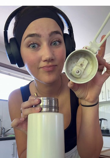 How to Clean a Moldy Frank Green Water Bottle