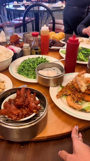 Golden Harvest Dim Sum: A Michigan Foodie's Favorite Spot!