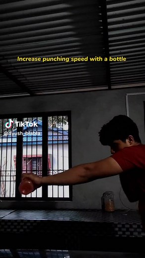 Try this at home for better punching speed 👊 #aayush #armsworkout #shadowboxing #boxing #trending #punchingspeed #workoutmotivation