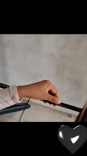 #mobilephotography Asi elaboramos el casillero de una hamaca de hilo algodon en color negro Primera vuelta tomas 2 hilos adelante y 2 hilos atras. despues de la primera vuelta tomas 1 hilo adelante y 2 hilos atras. #hamacasvinalay #Hamaca #hamacas #relationship #playadelcarmen #algodon | Hamacas Vinalay