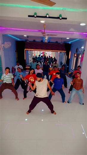 59K views · 828 reactions | Tu Pyaasa Hai❤️‍ #RdxDanceAcademy #nehakakkar #tonykakkar Choreographer & Directors: Choreographer Subrata Chakraborty Academy- Rdx Dance Academy Performer: Our Academy Students . . . #tupyaasahai #nehakakkar #tonykakkar #newsong #nehakakkarsongs #trending #reels #trendingreels #explore #TuPyaasaHai #newsong | Rdx Dance Academy | Facebook