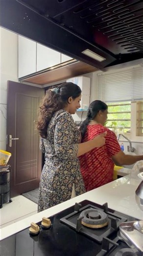 മഴയൊക്കെ അല്ലേ പുറത്തൊക്കെ പോയി ഒന്ന് ചെളി തെറിപ്പിച്ചിട്ട് വരാം😂🙈