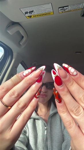 Creative Metallic Nails Ideas for Unique Nail Art