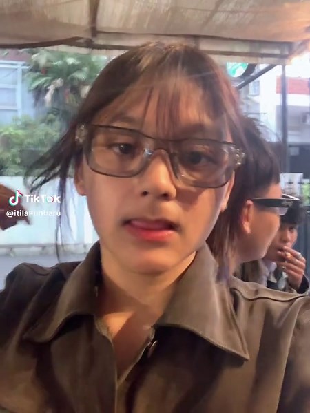 itil (@itilakunbaru)’s videos with suara asli - nayyylaa_a