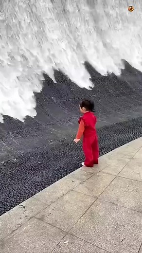 Disappearing water explained | Man Of Principles