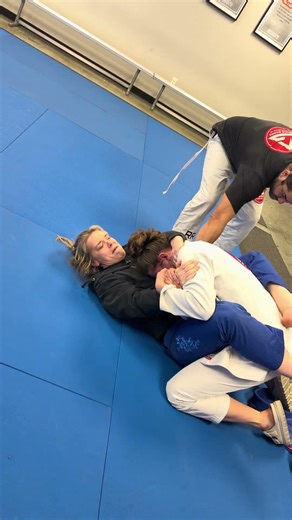 Coworkers getta fight eachother here 💪🏽 #bjj #jiujitsu