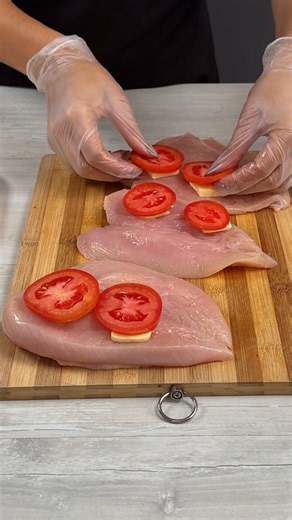 Simple and delicious chicken breast recipe! So easy to make! #shorts