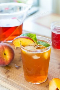 Sparkling Peach Iced Tea