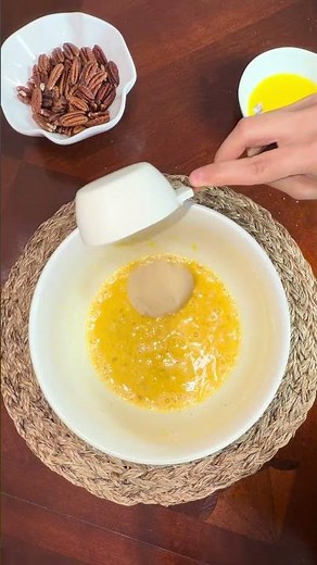 Gooey CHOCOLATE, toasted PECANS, here’s how I make a pie that disappears first every thanksgiving 🤎