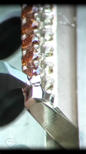 Set 3 perpendicular lines #diamondnpearl diamondsetter