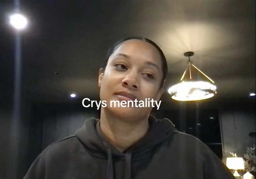 #crystal #crys #crystalreneehayslett #mentailty #funny #hilarious #humor #core #minute #sistas #zatima #tylerperrystudios #september #kips #keepitpositivesweetie