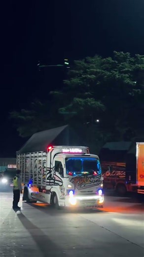 truk modifikasi ram box