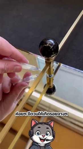 Cut a glass into a circle using professional technique! 🪞