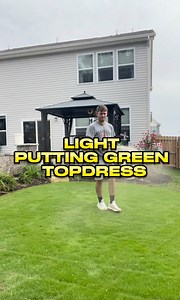 Easiest way to get a light top-dress on the bent grass #fyp #puttinggreen #satisfying #reelmower #turf #turfgrass #mowing #lawncare #grass #syracuse #backyardputtinggreen #golf #lawn #backyardputtinggreen #diy #backyarddesign #backyard #lifehacks #golfcoursemaintenance #backyardputtinggreen #golf #golflife #landscaping #dreambackyard #diy #bentgrass #bermudagrass #reelmower #pga #golf #diy #bentgrass #puttinggreen #nashville #golftime #puttinggreen #turf #turfgrass #turfmanagement #titleist #pro
