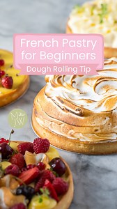 Struggling with rolling out dough? Here are some tips 👇 1- I love a dowel stick like rolling pin vs one with handles as it gives me the most control over the amount of pressure I’m applying. Don’t love a tapered one though! 2- If your dough is too firm, let it warm up a bit! If you’re pressing really hard, it will crack! 3- Roll a bit, then turn, and repeat. Picking up the dough as you turn it to swipe it across the surface, this will keep it coated with flour. 4- Flour amounts - not too much, 